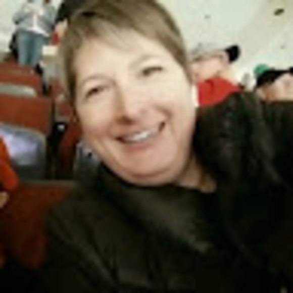 Meet your Posher, Robin - Picture 1 of 1